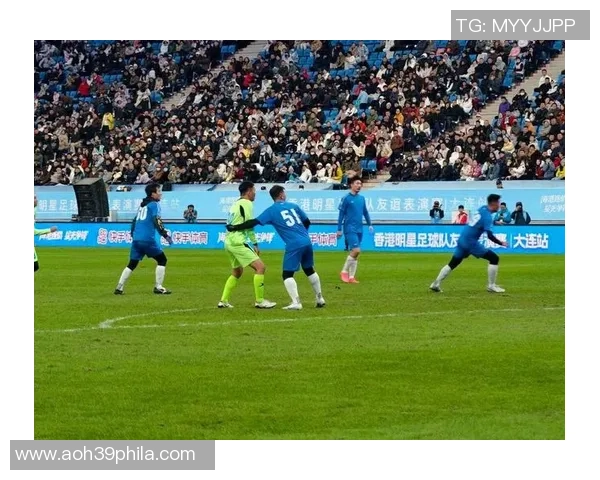 足球明星私下聚会揭秘私密瞬间与友谊时光的精彩瞬间分享